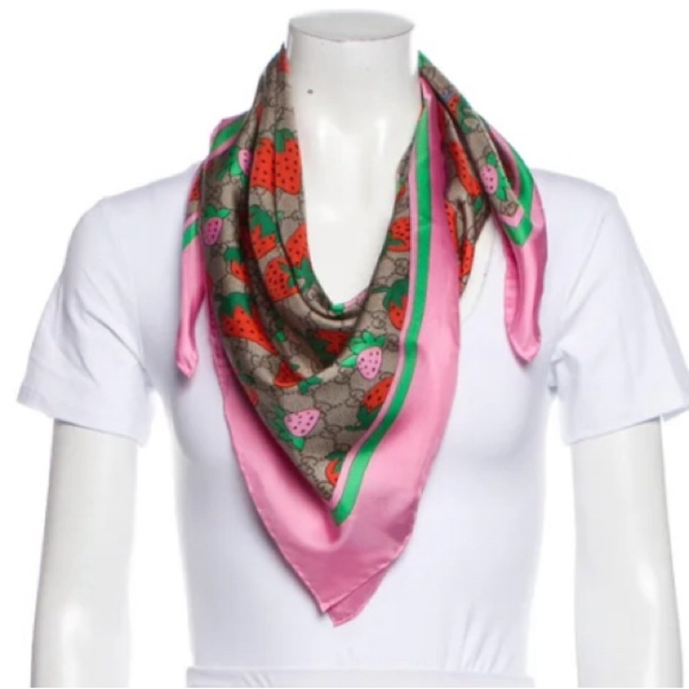 Gucci Tasty Strawberry Silk Scarf